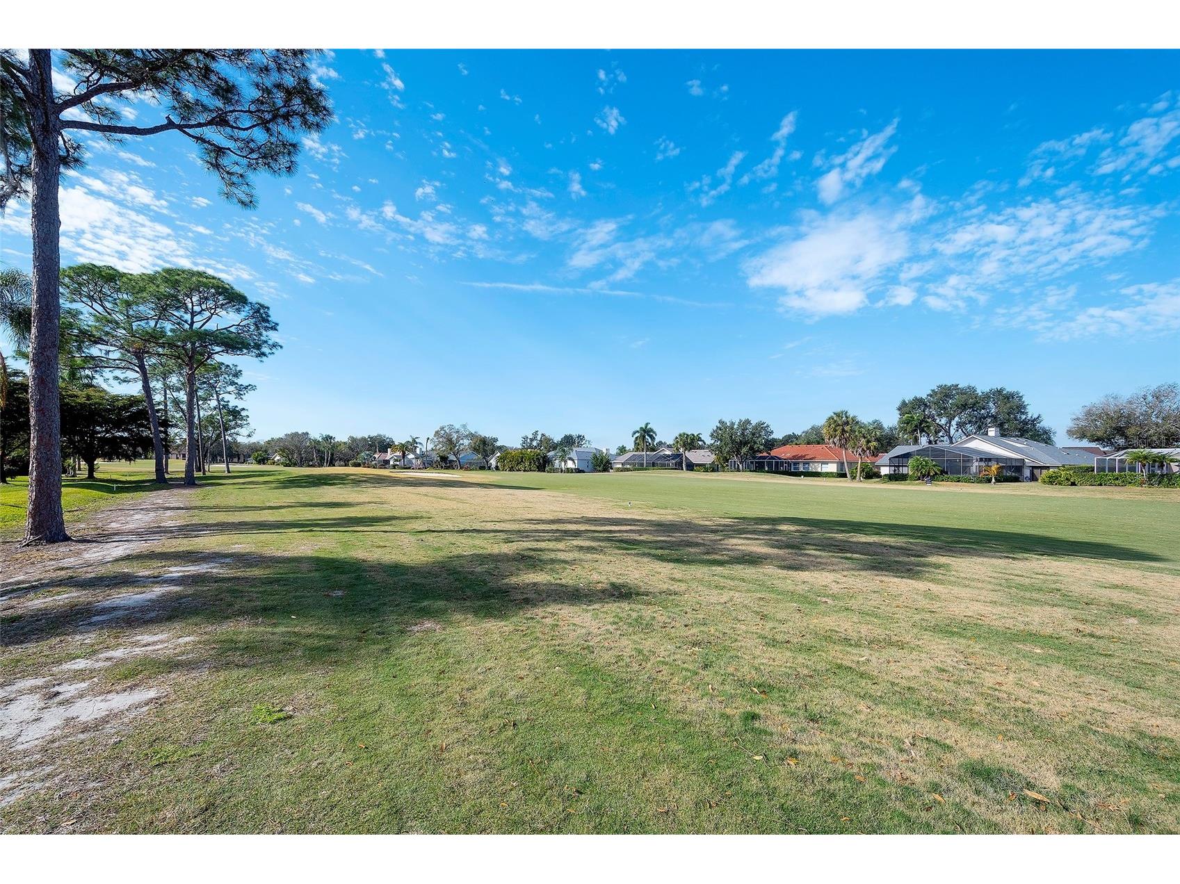 6291 Timber Lake Drive #I4 Sarasota FL 34243 A4681926 image21