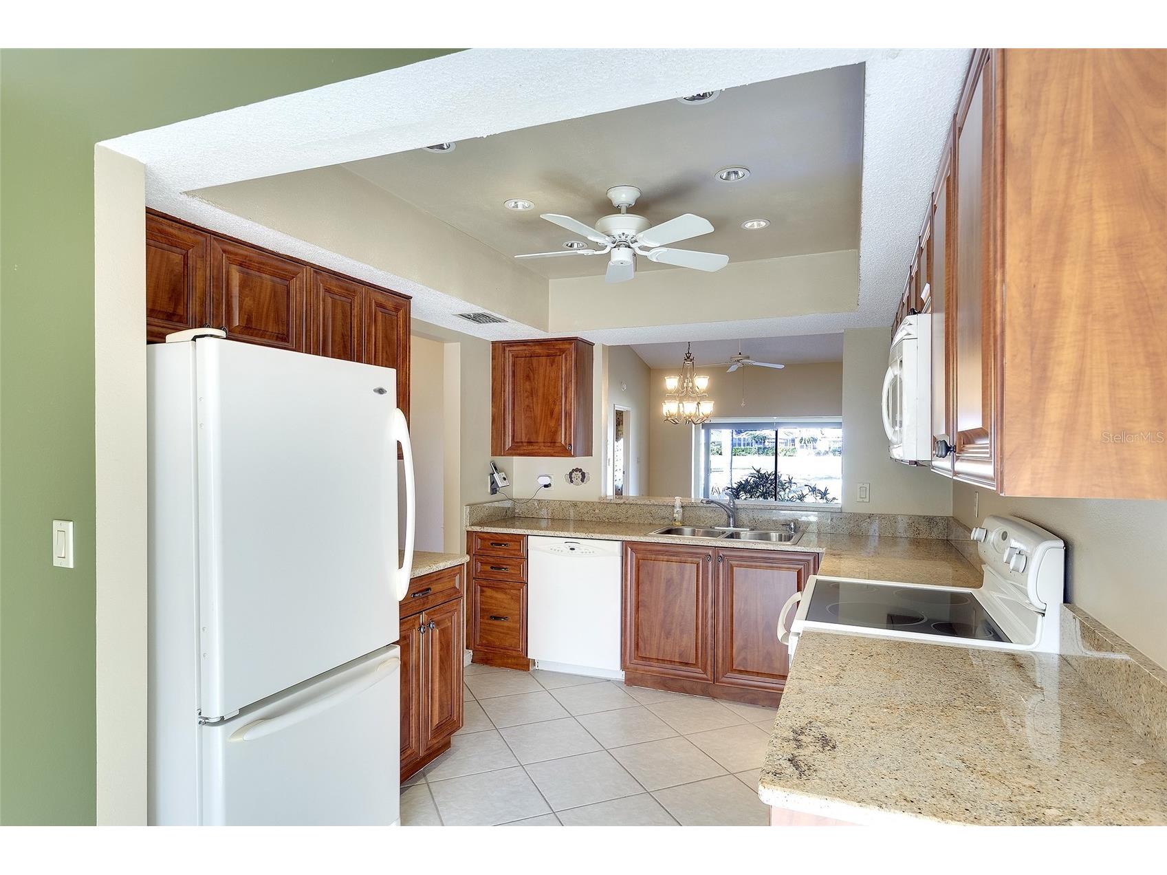 6291 Timber Lake Drive #I4 Sarasota FL 34243 A4681926 image4