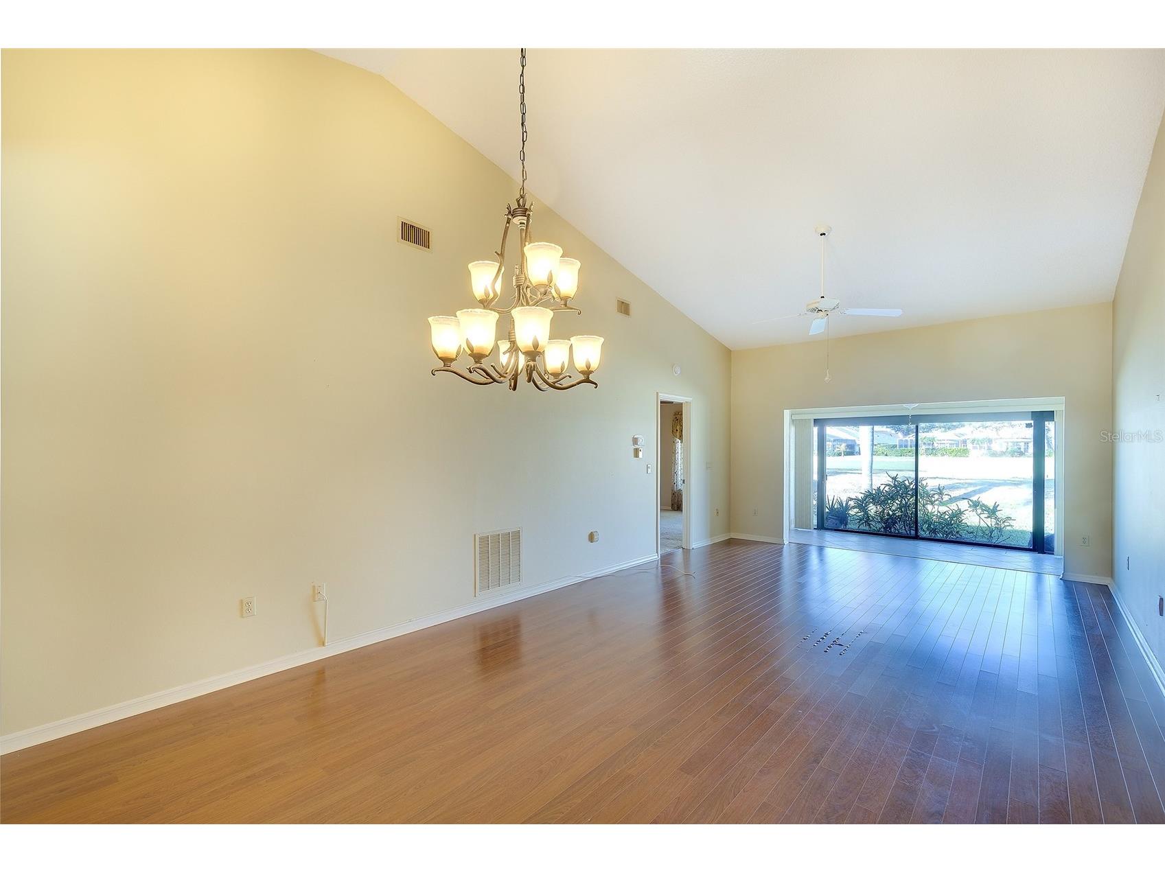 6291 Timber Lake Drive #I4 Sarasota FL 34243 A4681926 image7