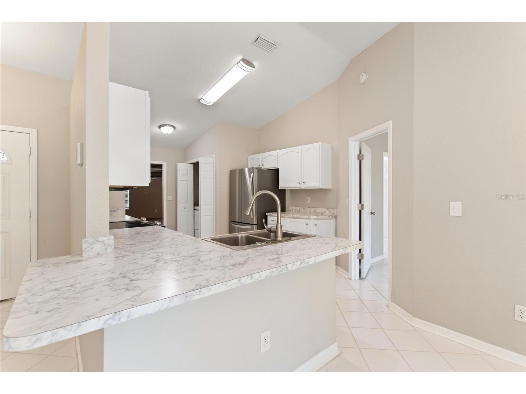 6294 Arborea Drive Indian Lake Estates FL 33855 - LAKE WALK IN WATER P4938029 image14