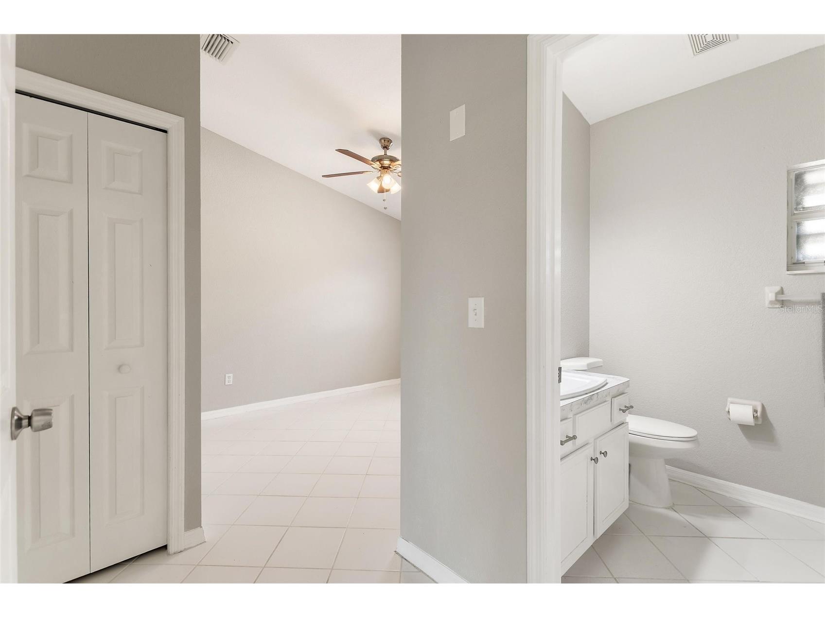 6294 Arborea Drive Indian Lake Estates FL 33855 - LAKE WALK IN WATER P4938029 image20