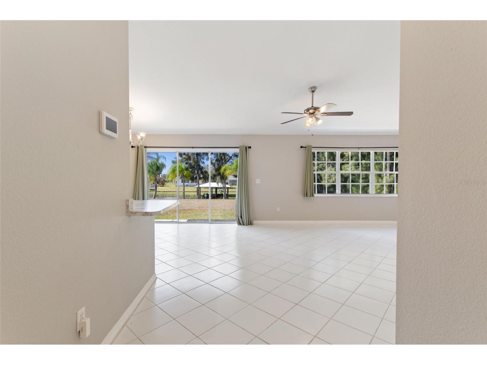 6294 Arborea Drive Indian Lake Estates FL 33855 - LAKE WALK IN WATER P4938029 image4