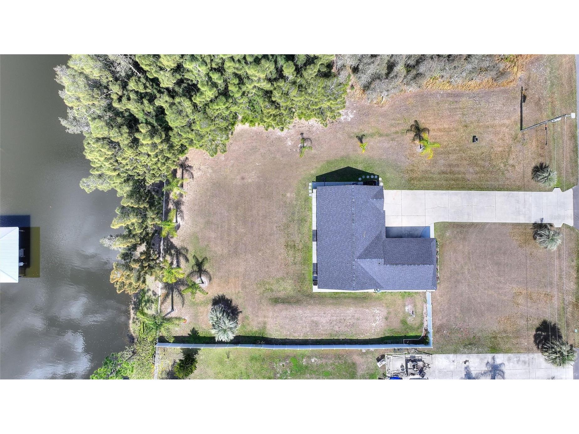 6294 Arborea Drive Indian Lake Estates FL 33855 - LAKE WALK IN WATER P4938029 image50