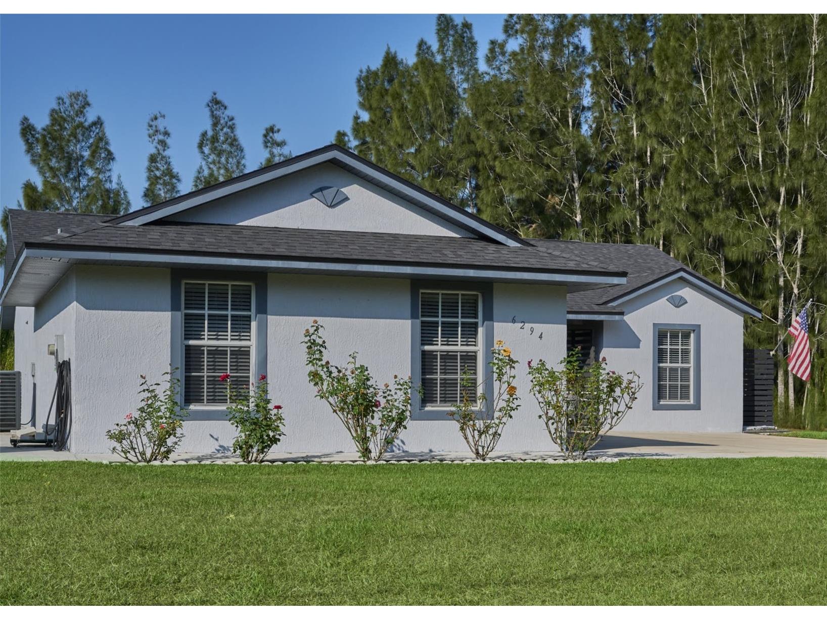 6294 Arborea Drive Indian Lake Estates FL 33855 - LAKE WALK IN WATER TB8321760 image1