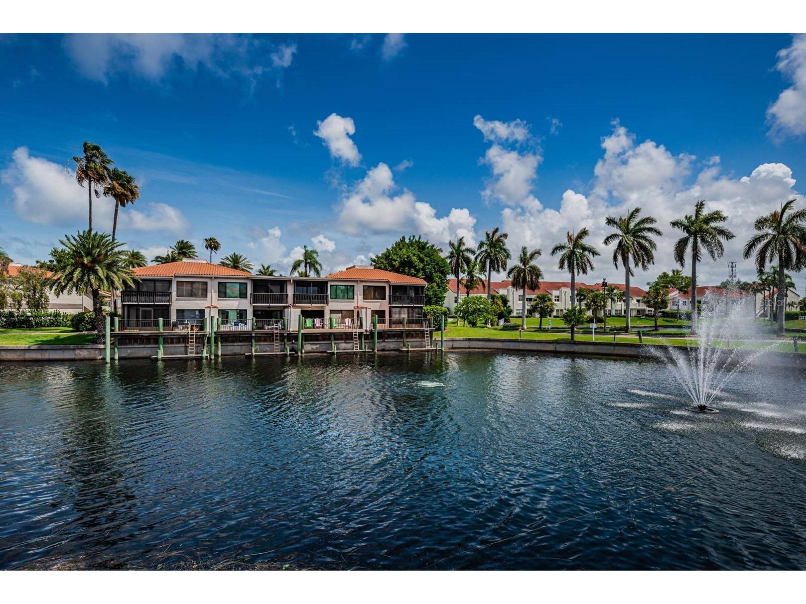 6294 Bahia Del Mar Circle #114 Saint Petersburg FL 33715 TB8474075 image1