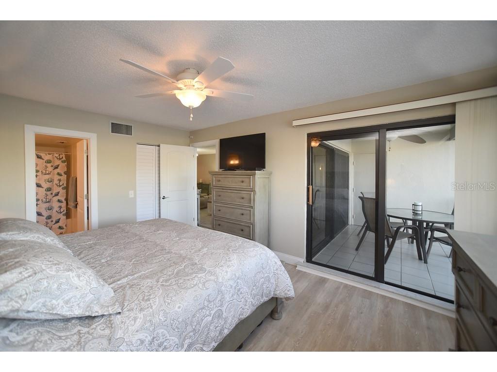 6294 Bahia Del Mar Circle #207 Saint Petersburg FL 33715 TB8427459 image6