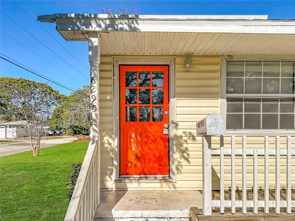 6295 3rd Avenue S Saint Petersburg FL 33707 TB8460120 image14