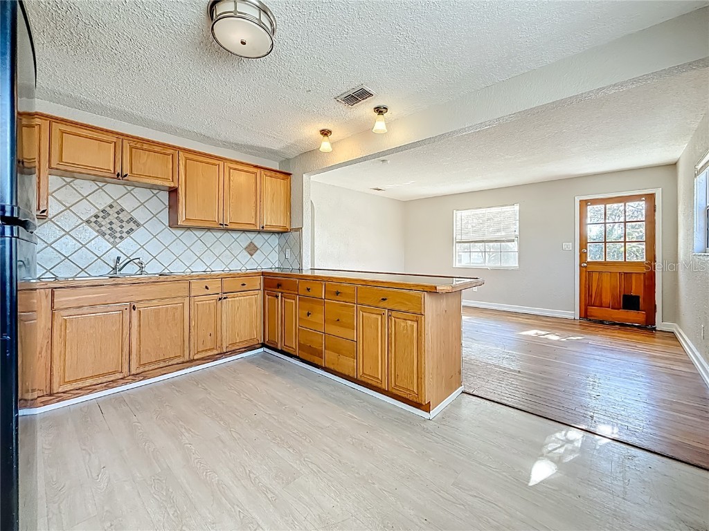 6295 3rd Avenue S Saint Petersburg FL 33707 TB8460120 image22