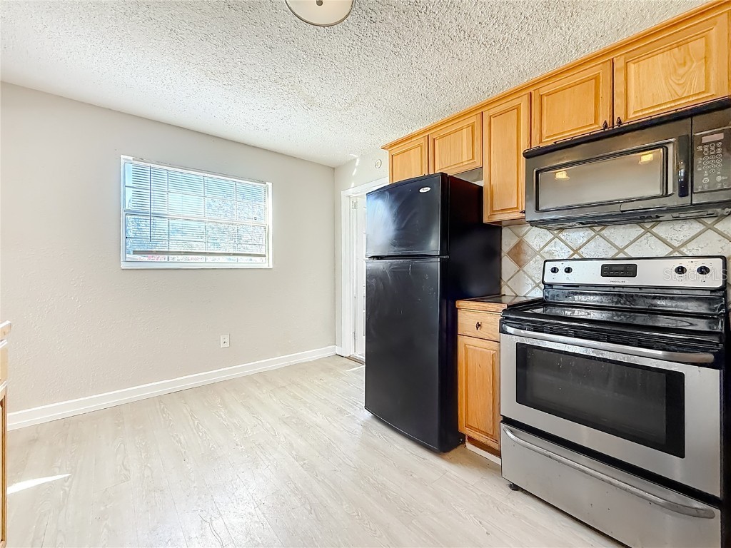 6295 3rd Avenue S Saint Petersburg FL 33707 TB8460120 image25