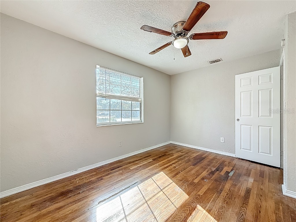 6295 3rd Avenue S Saint Petersburg FL 33707 TB8460120 image31