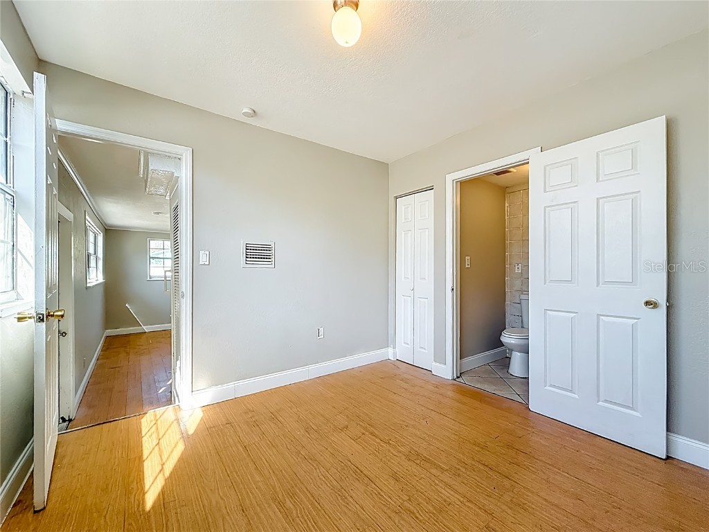 6295 3rd Avenue S Saint Petersburg FL 33707 TB8460120 image35