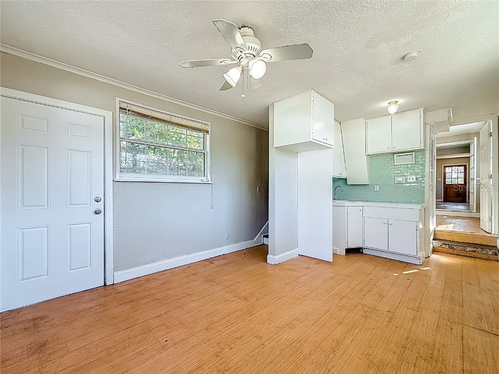 6295 3rd Avenue S Saint Petersburg FL 33707 TB8460120 image40