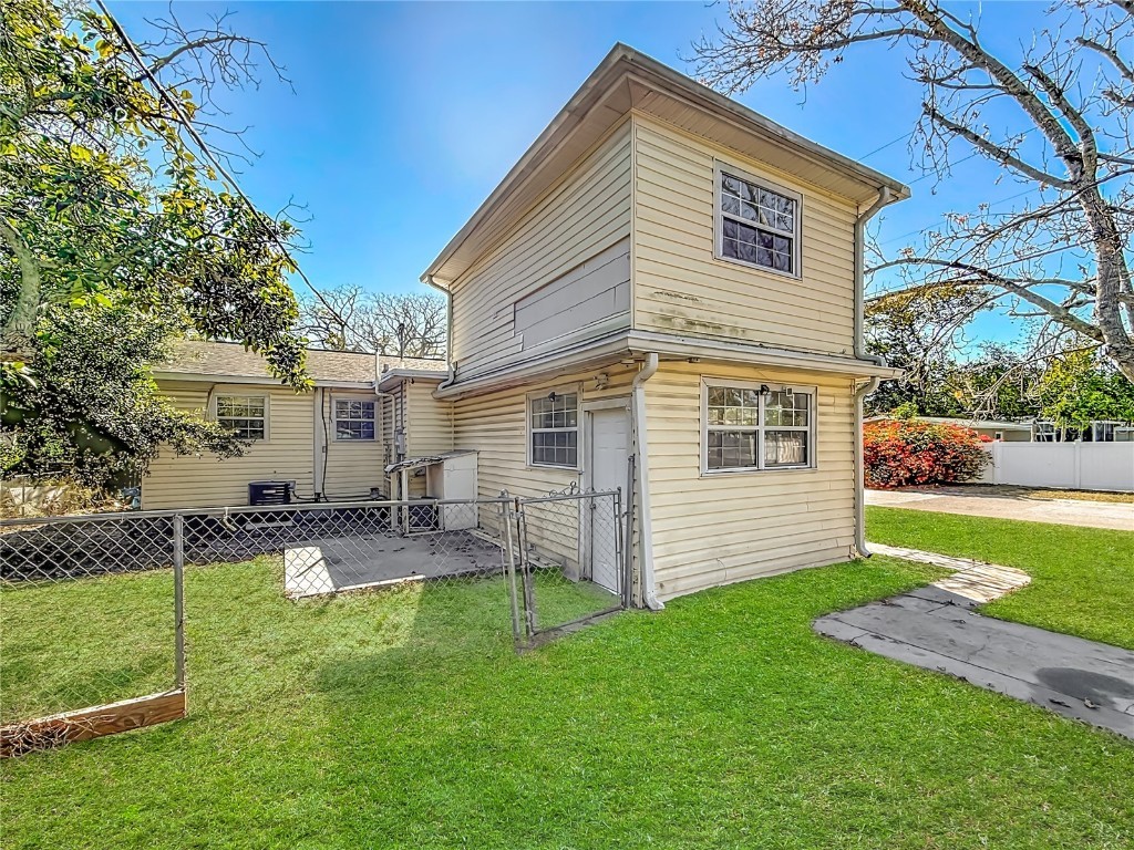 6295 3rd Avenue S Saint Petersburg FL 33707 TB8460120 image50
