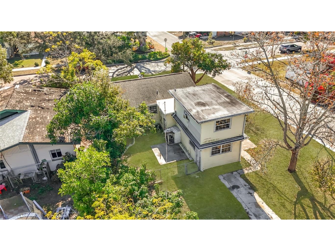6295 3rd Avenue S Saint Petersburg FL 33707 TB8460120 image55
