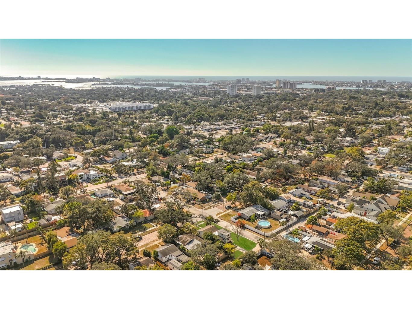 6295 3rd Avenue S Saint Petersburg FL 33707 TB8460120 image62