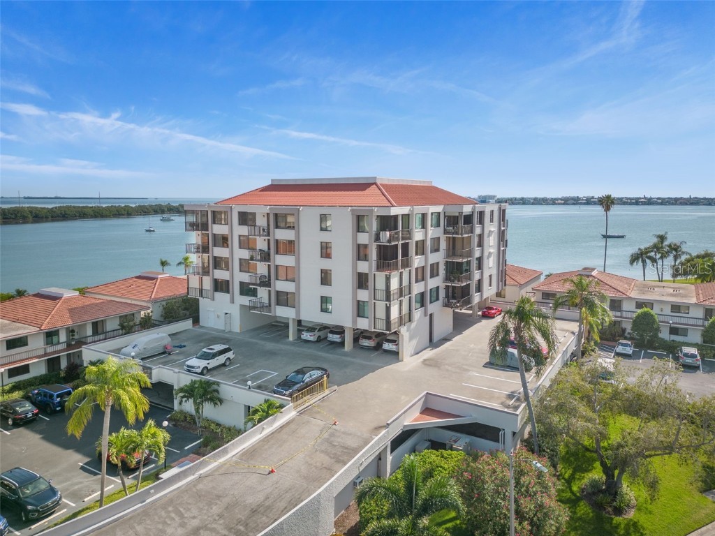 6295 Bahia Del Mar Circle #303 Saint Petersburg FL 33715 U8218456 image1