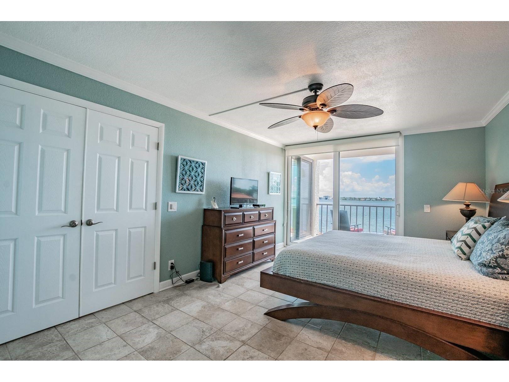 6295 Bahia Del Mar Circle #401 Saint Petersburg FL 33715 TB8474064 image8