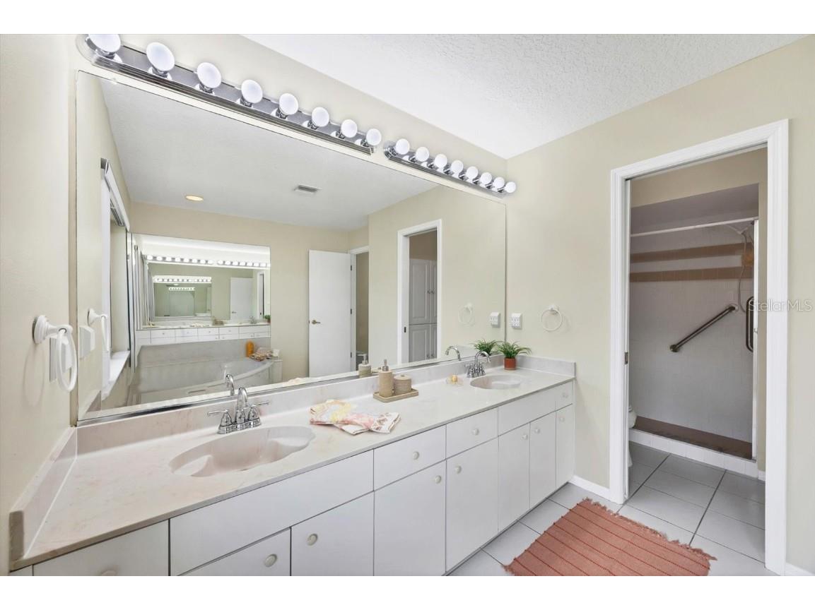 63 Clubhouse Road Rotonda West FL 33947 D6143320 image15