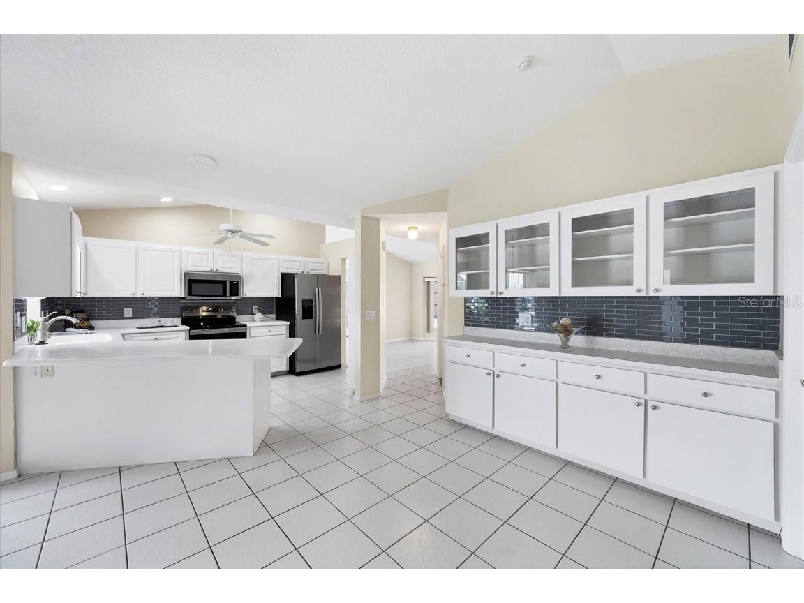 63 Clubhouse Road Rotonda West FL 33947 D6143320 image8