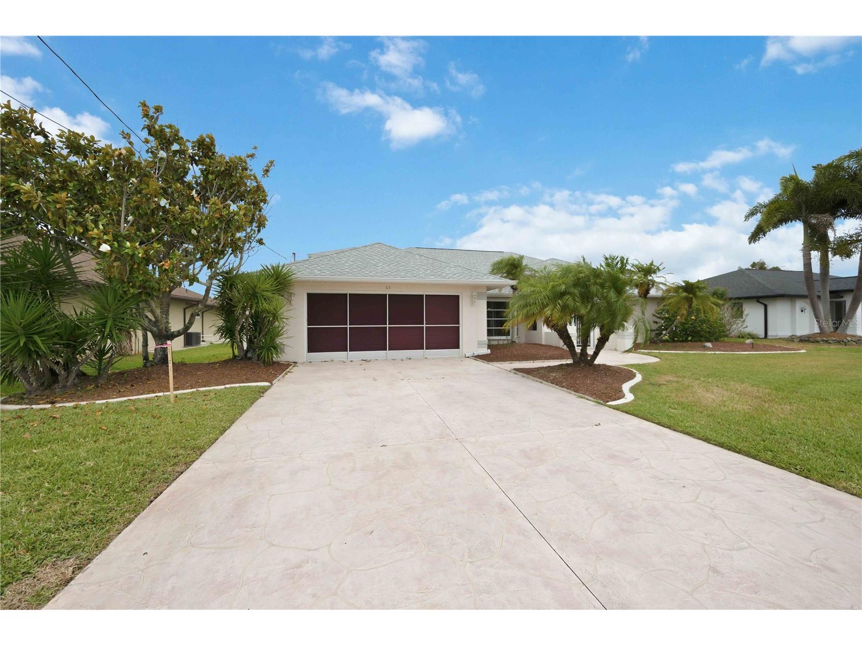 63 Clubhouse Road Rotonda West FL 33947 D6147837 image1