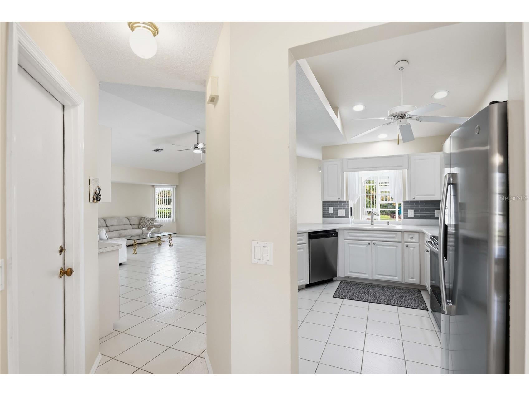 63 Clubhouse Road Rotonda West FL 33947 D6147837 image12