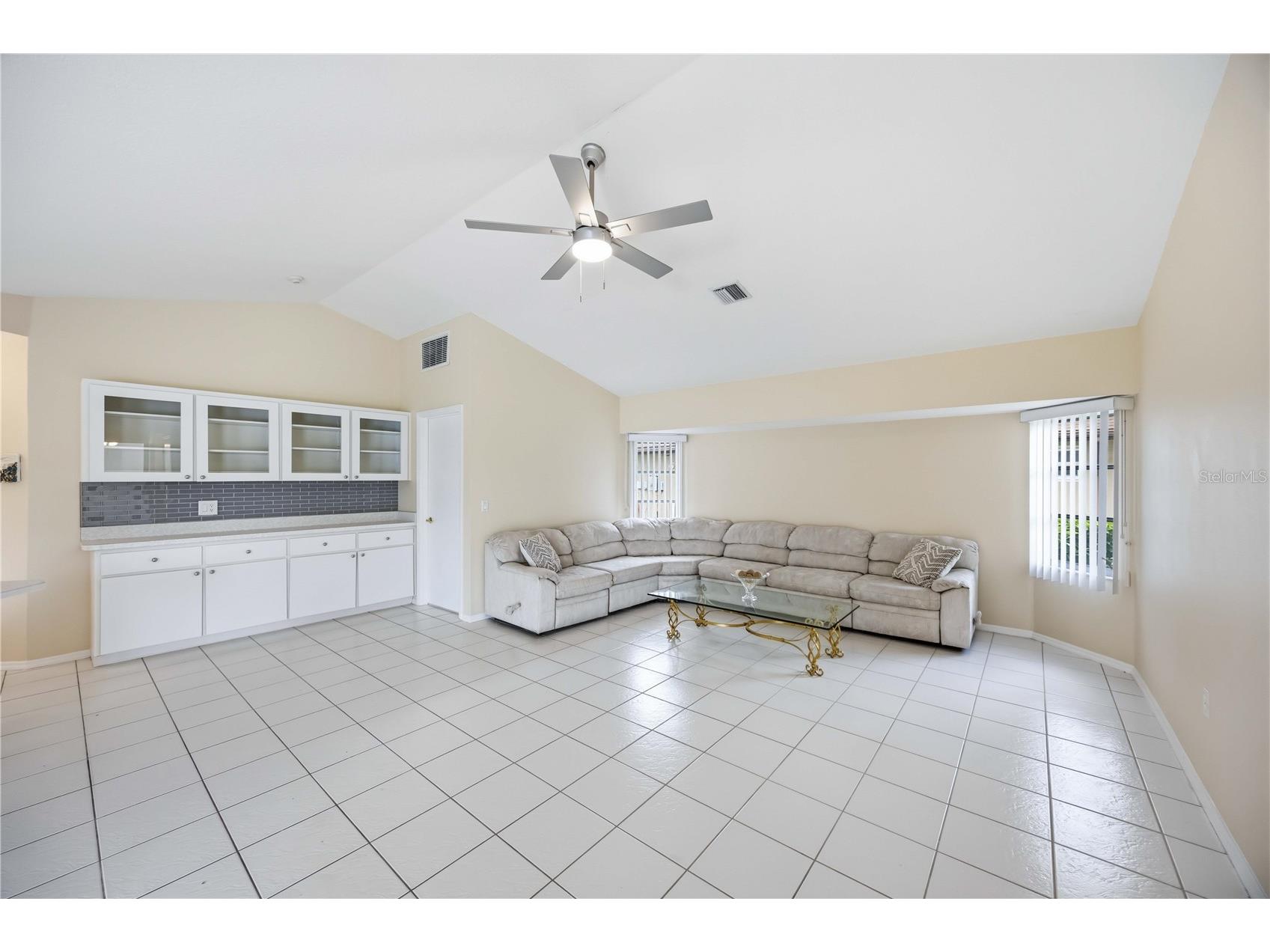 63 Clubhouse Road Rotonda West FL 33947 D6147837 image9