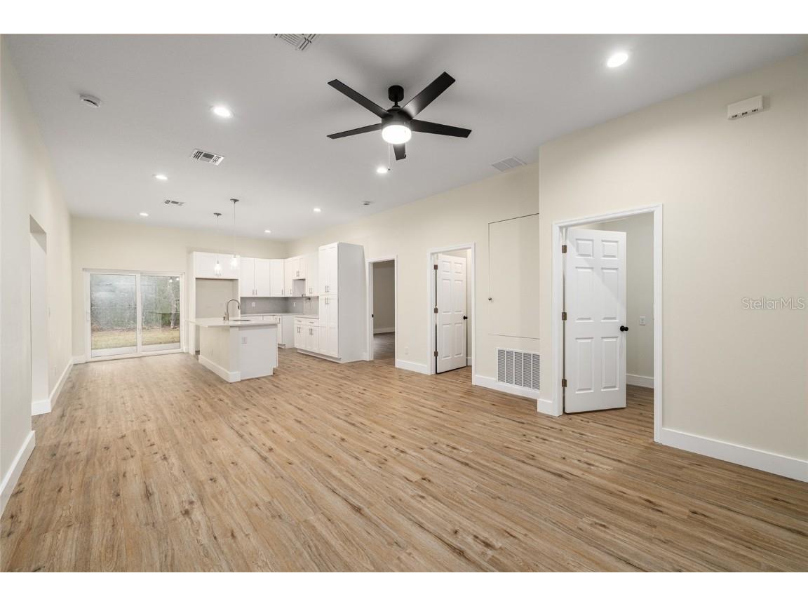 63 Guava Place Drive Ocklawaha FL 32179 OM708819 image11