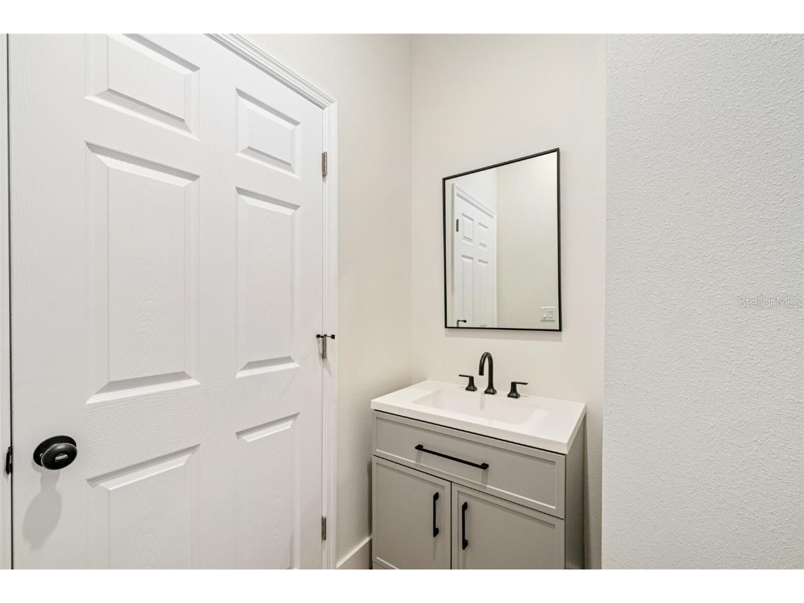 63 Guava Place Drive Ocklawaha FL 32179 OM708819 image20