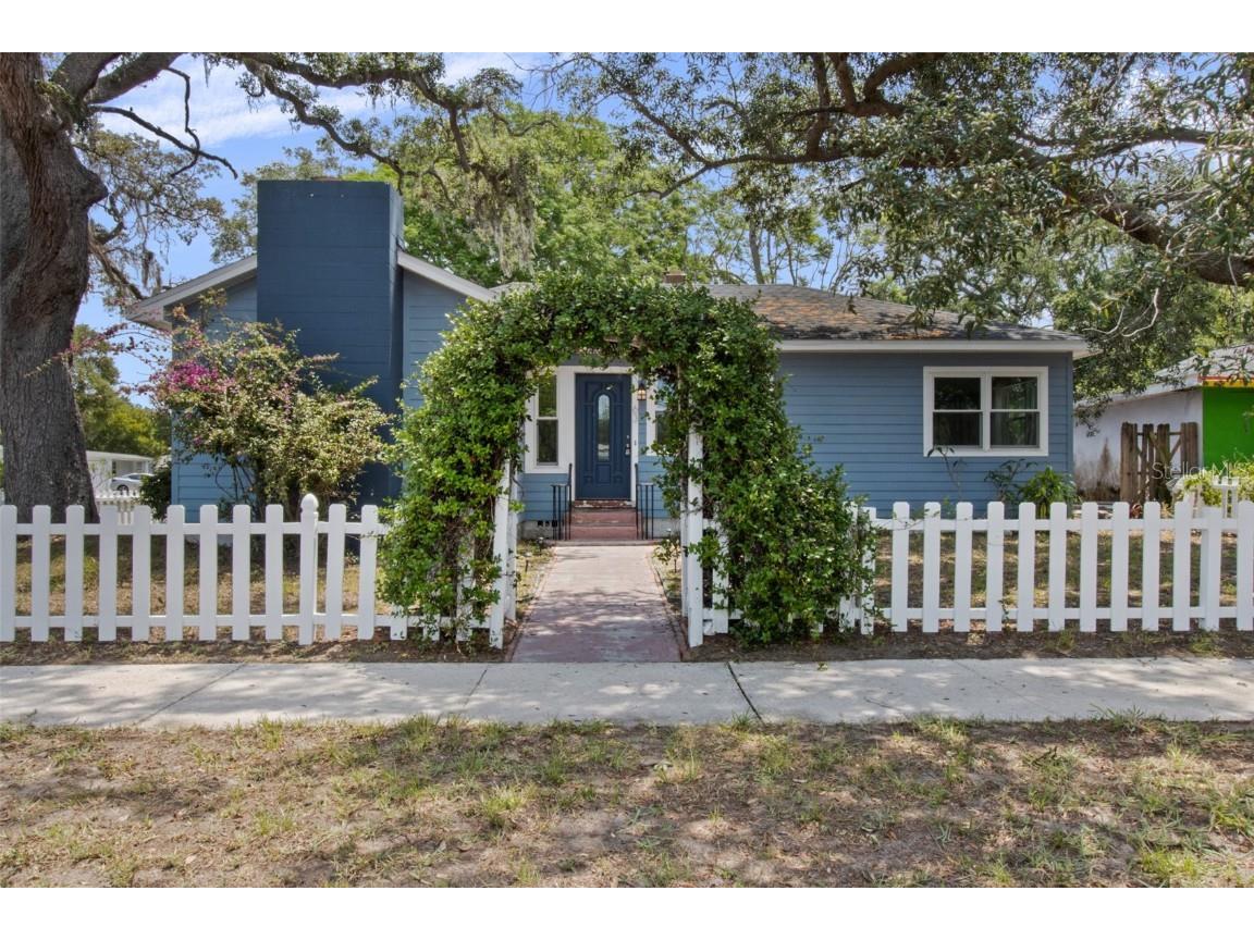 63 Highland Avenue Dunedin FL 34698 U8241778 image1