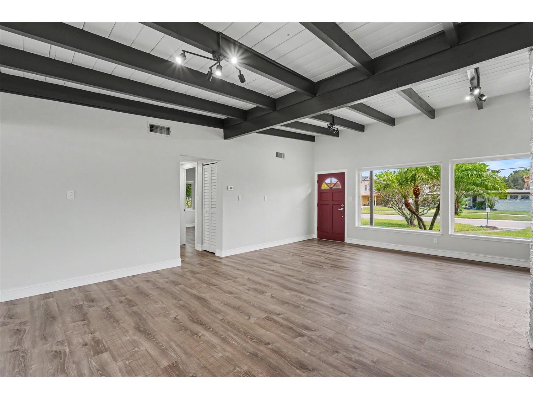 63 Palm Boulevard Dunedin FL 34698 TB8524166 image10