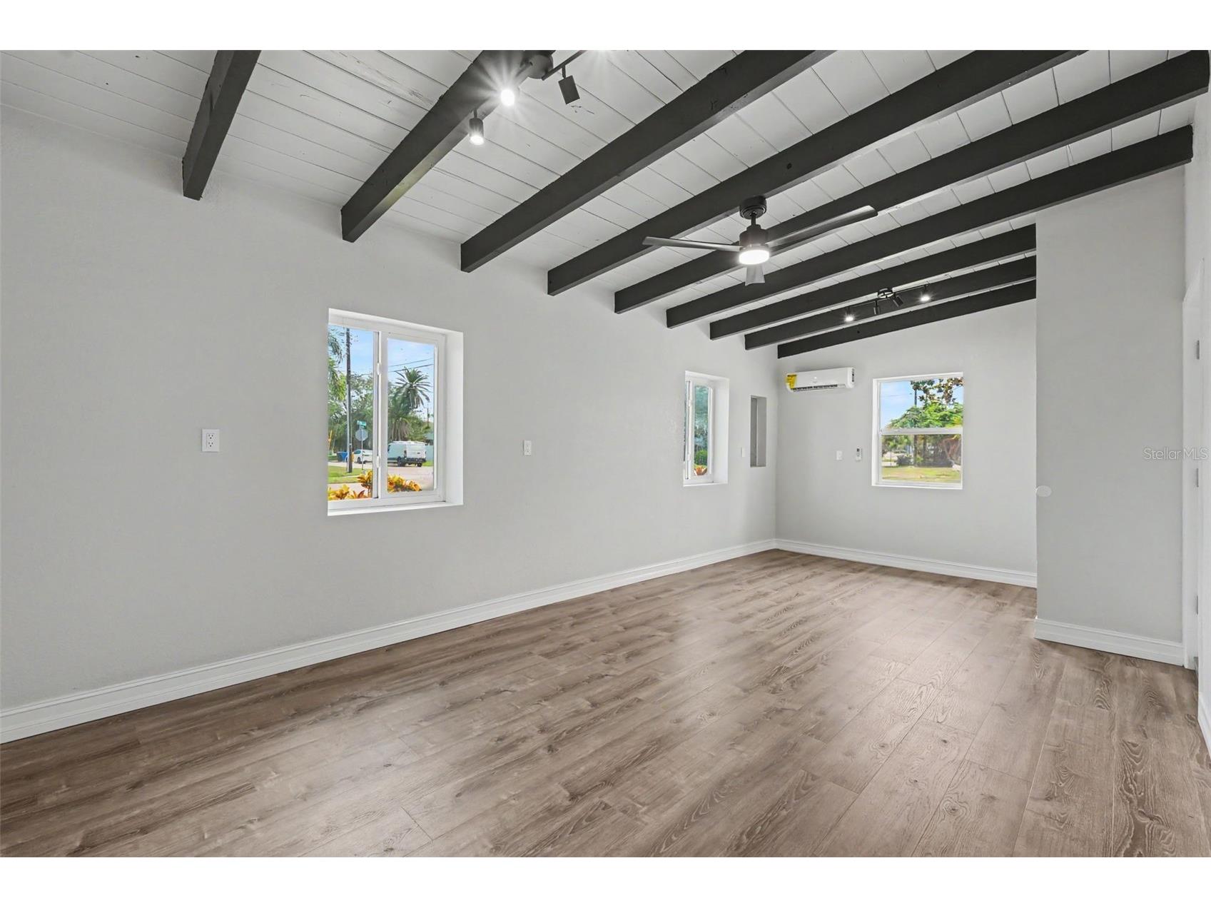 63 Palm Boulevard Dunedin FL 34698 TB8524166 image22