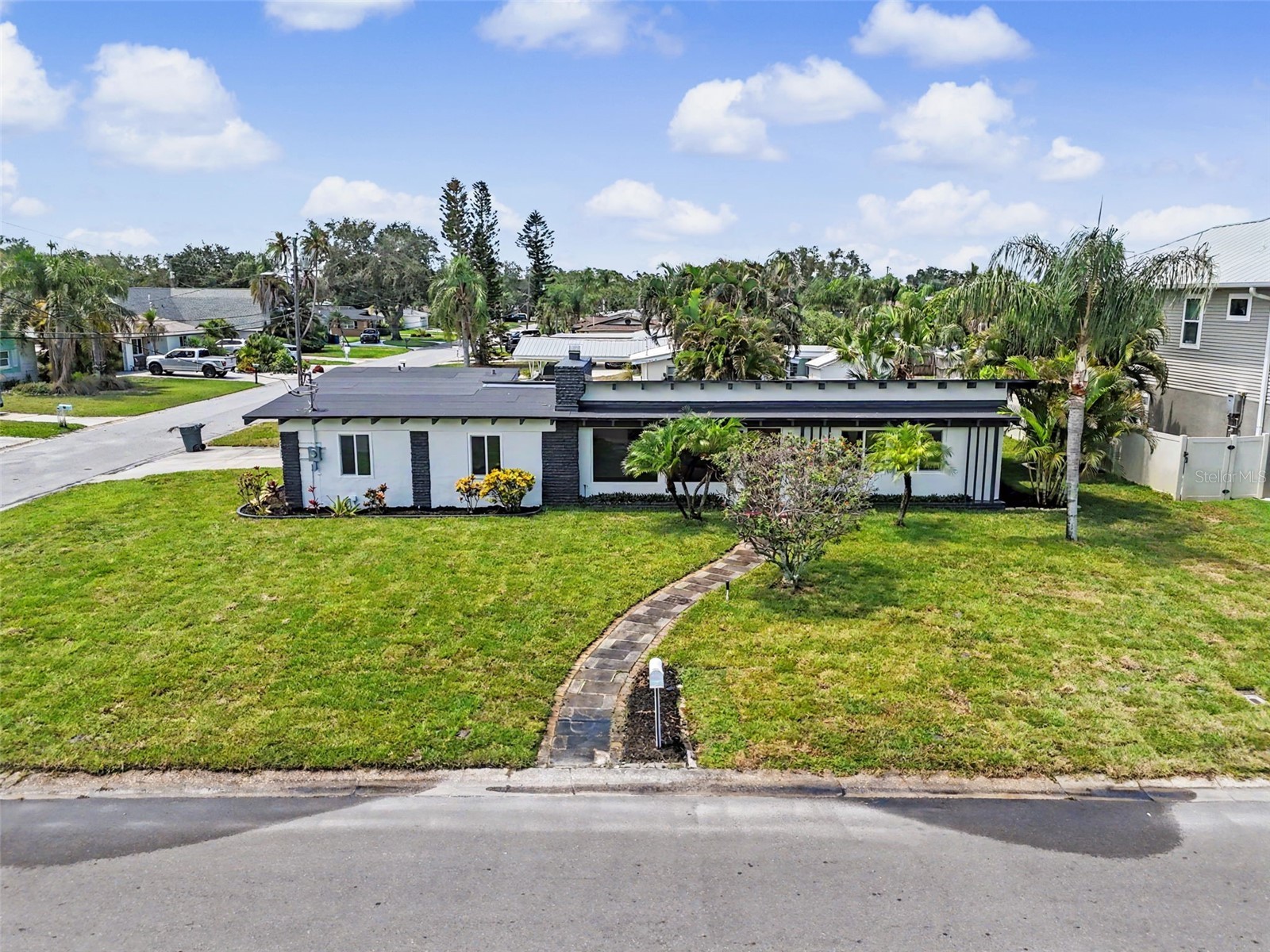 63 Palm Boulevard Dunedin FL 34698 TB8524166 image42