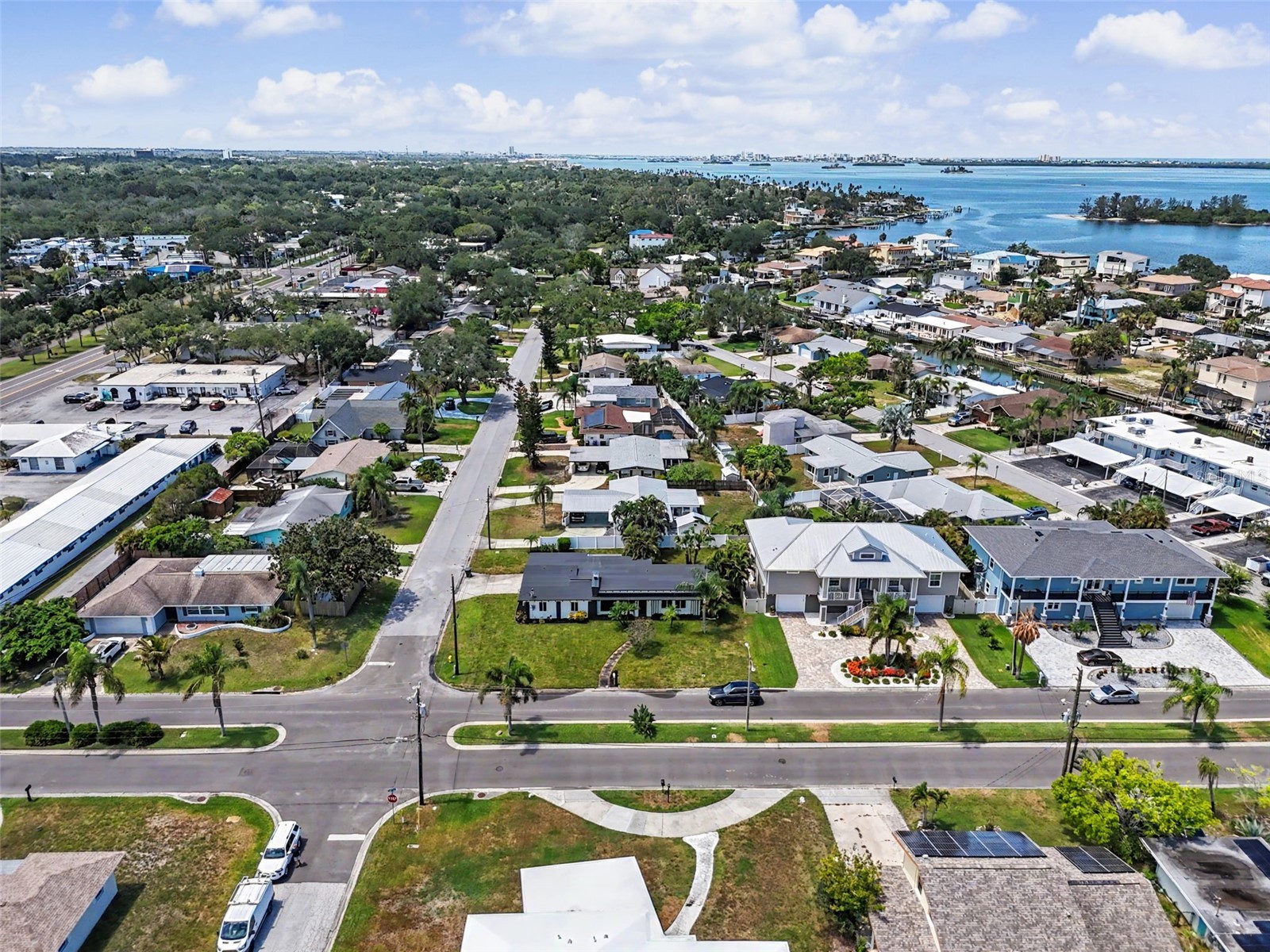 63 Palm Boulevard Dunedin FL 34698 TB8524166 image43