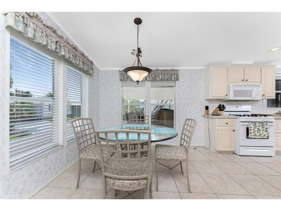63 Windmill Boulevard #204O Punta Gorda FL 33950 C7496597 image16