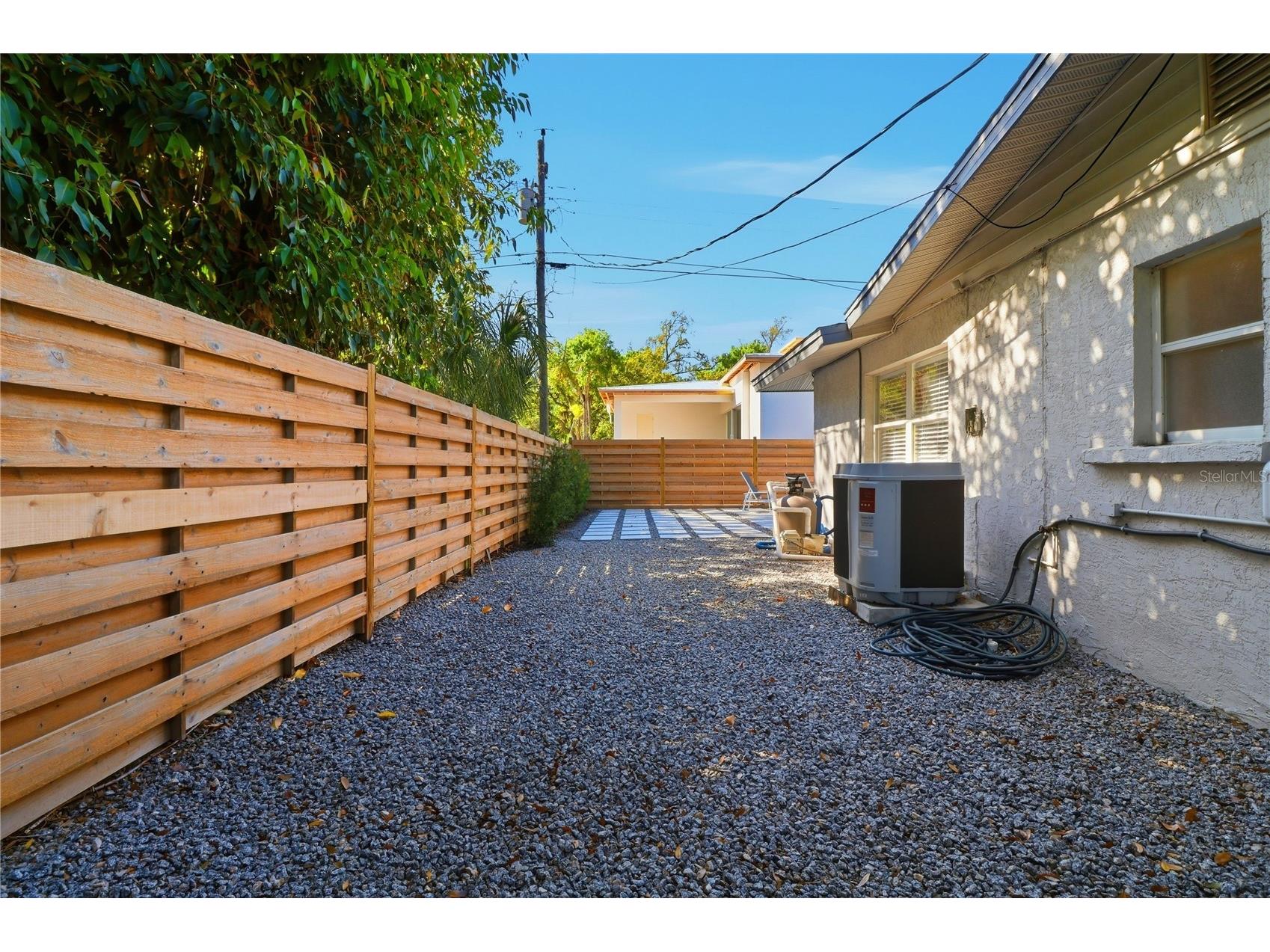 630 Corwood Drive Sarasota FL 34234 A4690643 image10