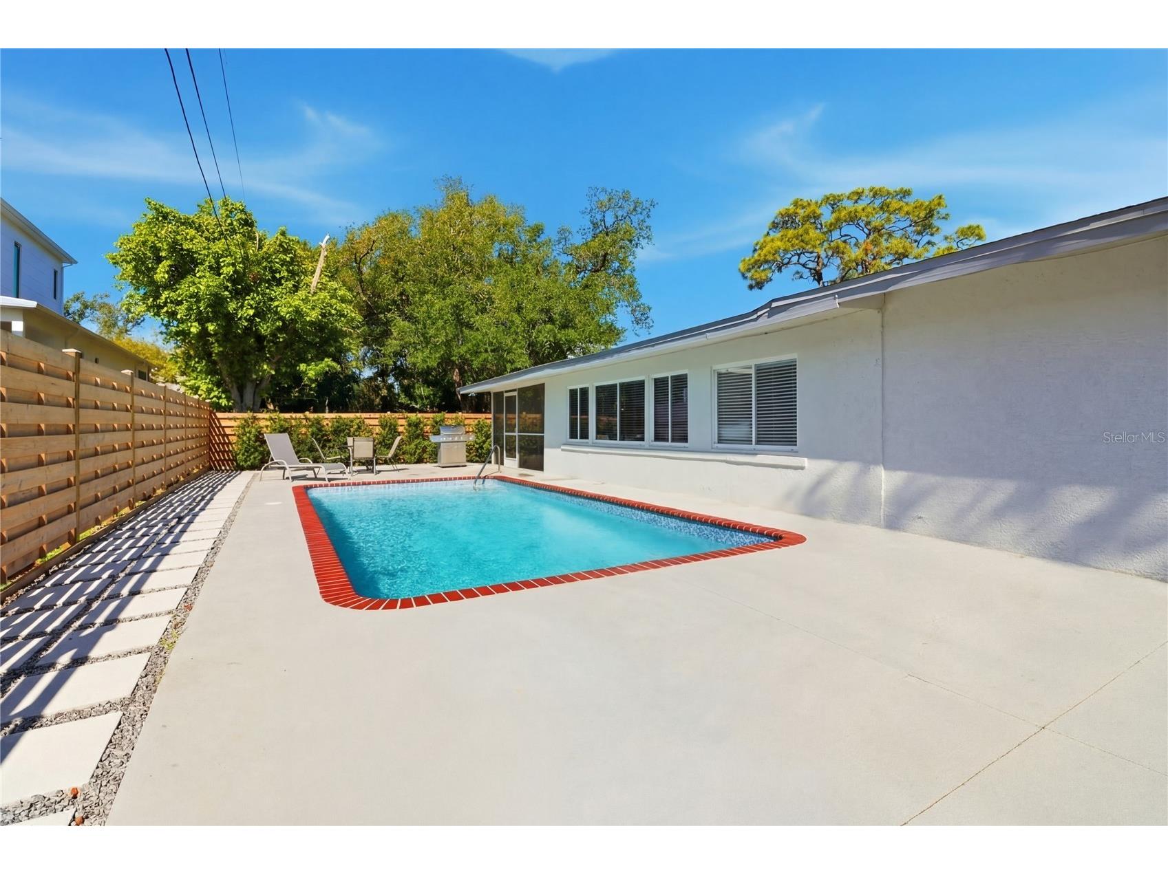 630 Corwood Drive Sarasota FL 34234 A4690643 image12