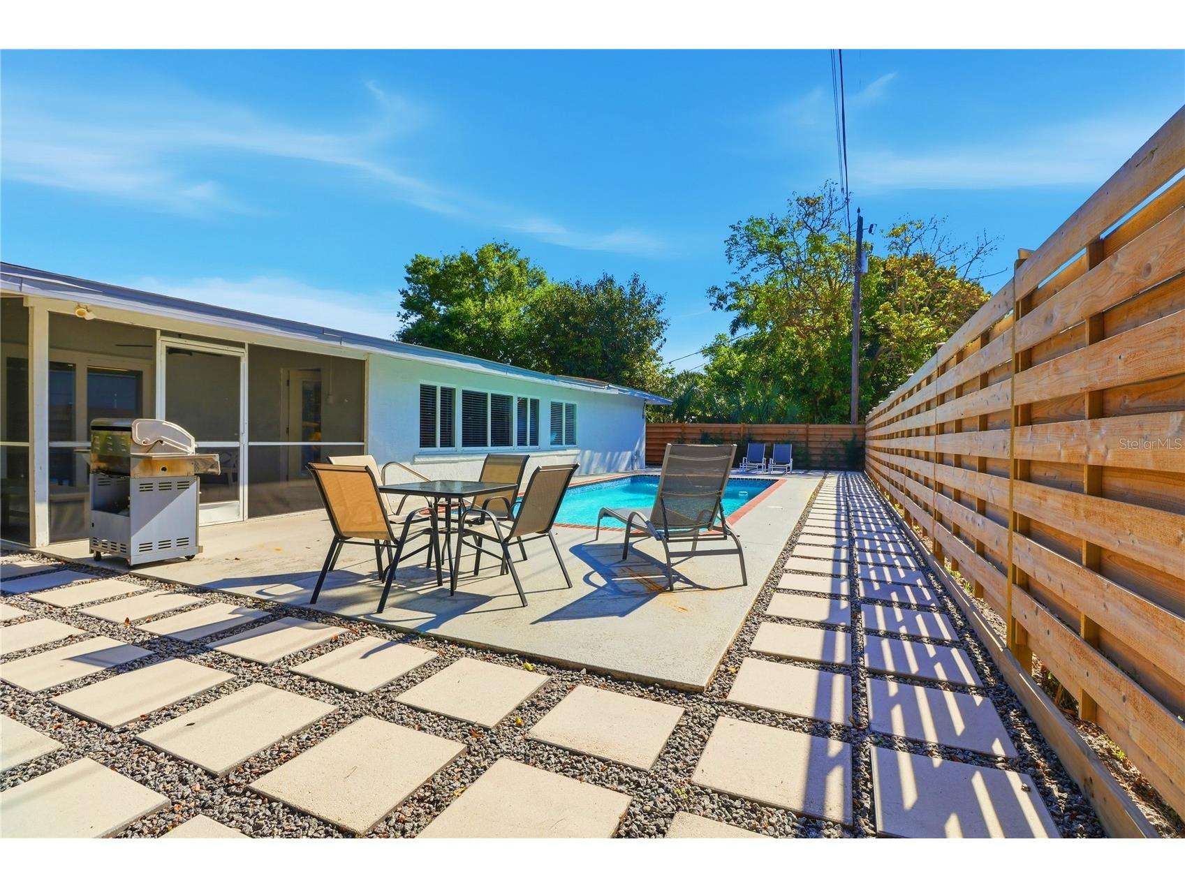 630 Corwood Drive Sarasota FL 34234 A4690643 image19