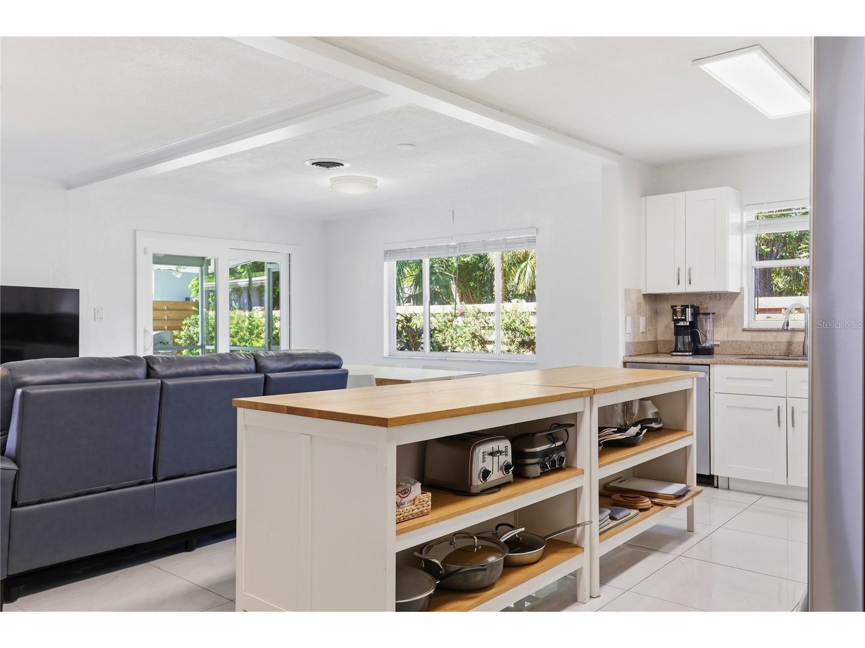 630 Corwood Drive Sarasota FL 34234 A4690643 image29