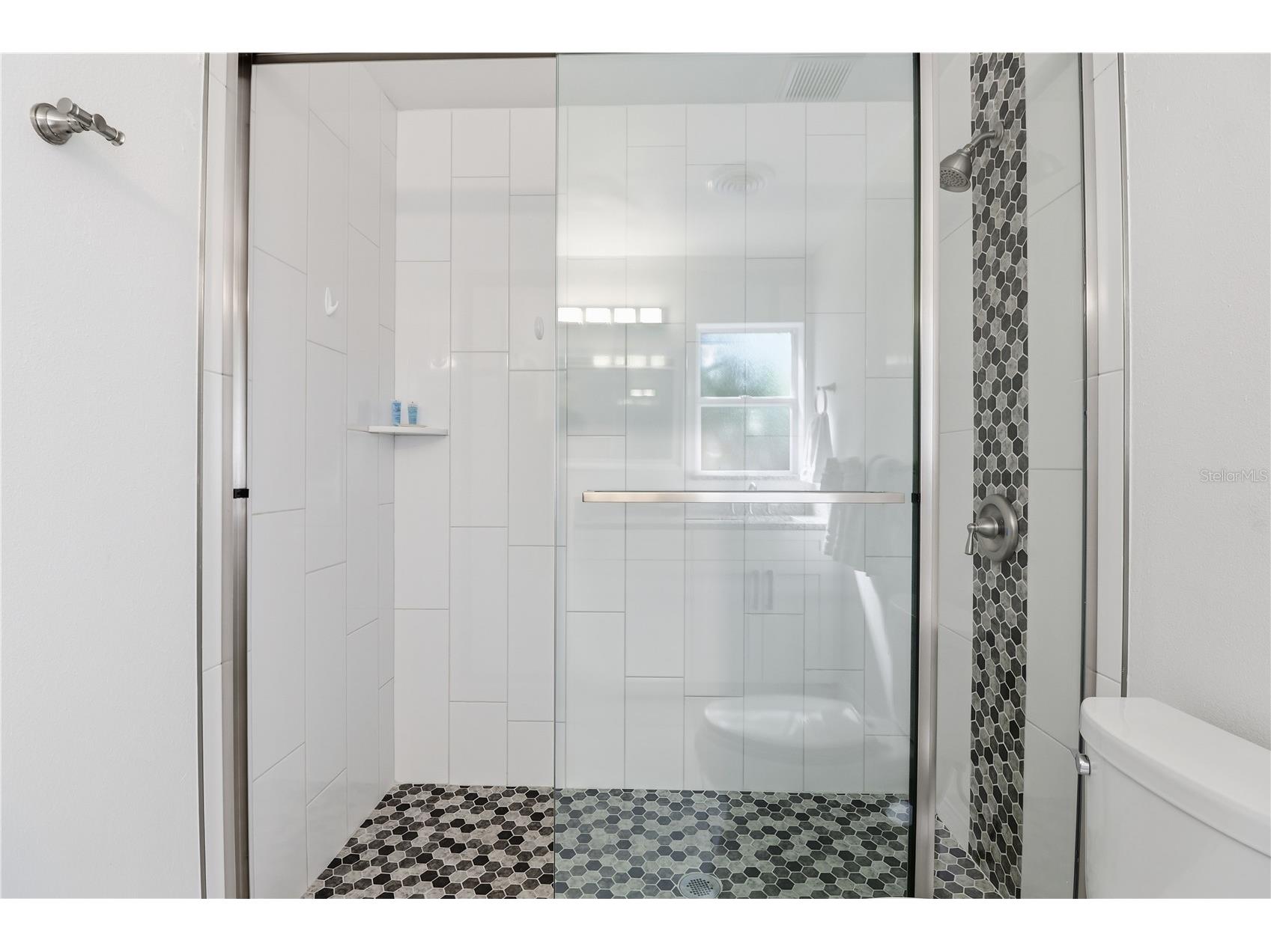 630 Corwood Drive Sarasota FL 34234 A4690643 image40