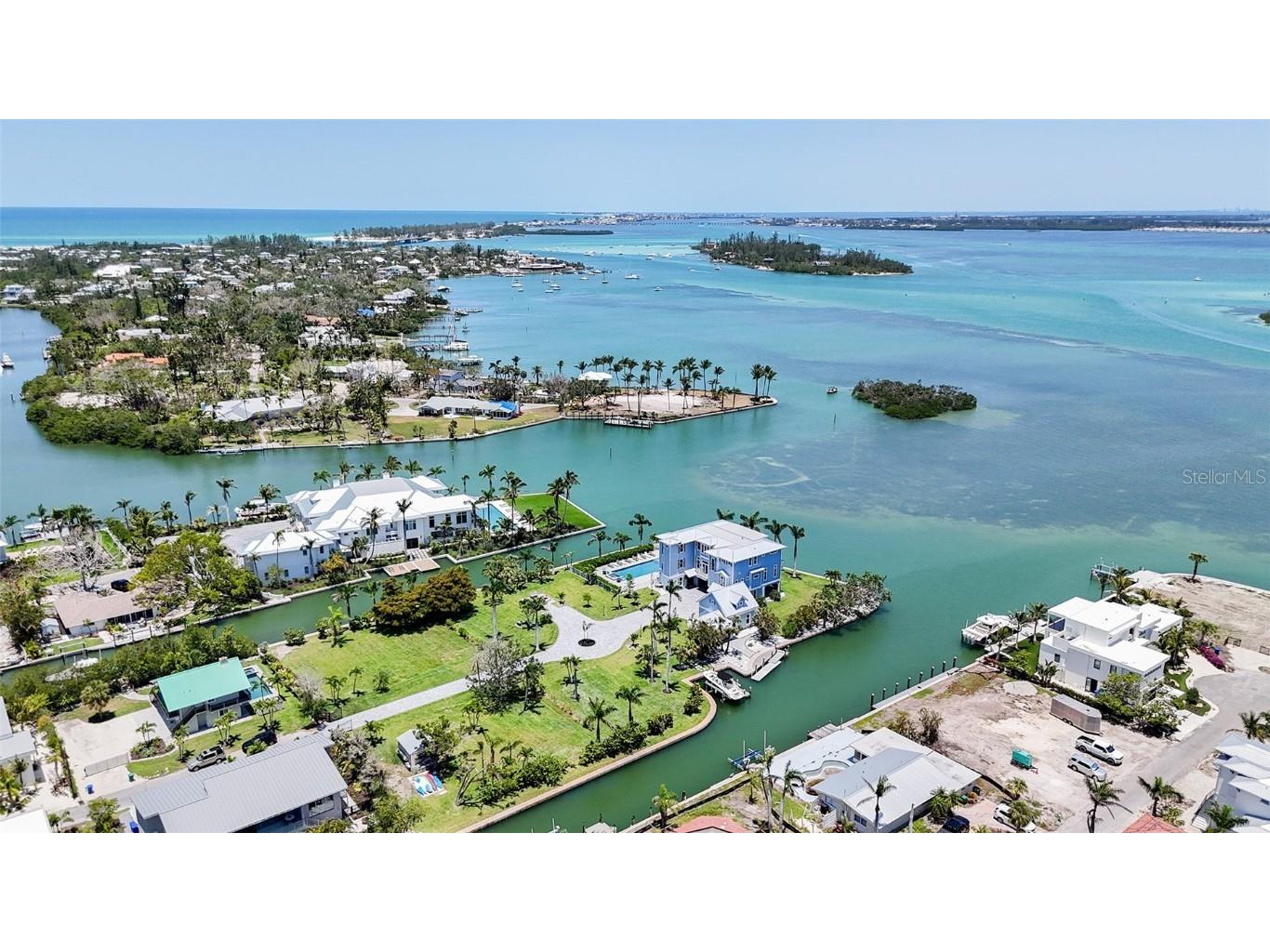 630 De Narvaez Drive Longboat Key FL 34228 A4653251 image1