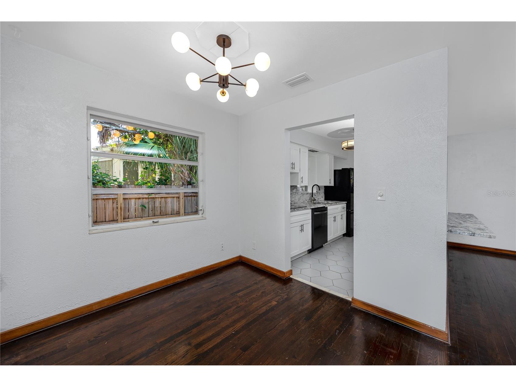 630 Jasmine Way S Saint Petersburg FL 33705 TB8504812 image11