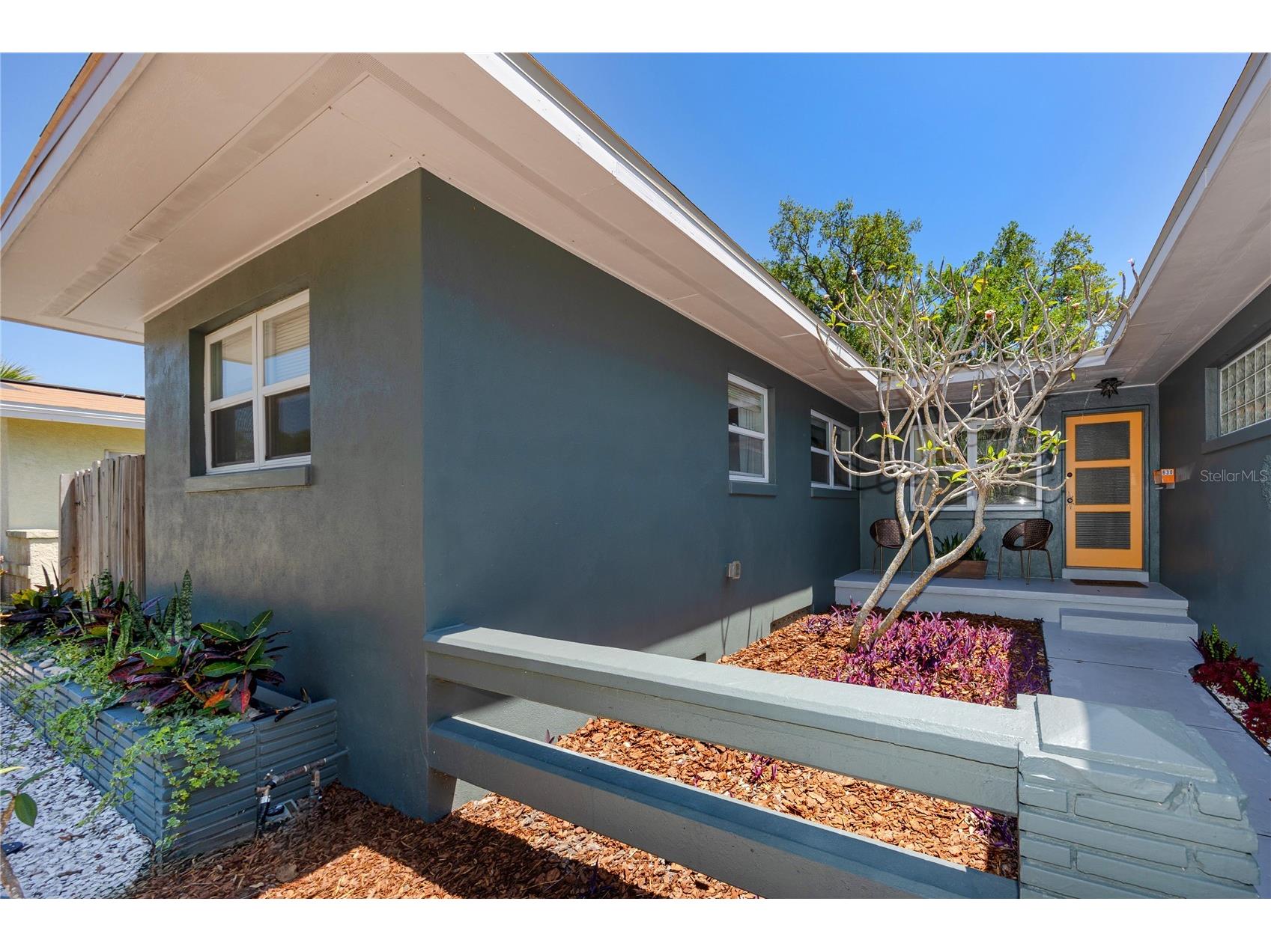 630 Jasmine Way S Saint Petersburg FL 33705 TB8504812 image2