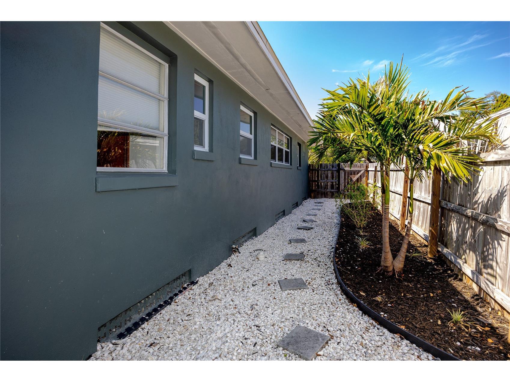 630 Jasmine Way S Saint Petersburg FL 33705 TB8504812 image43