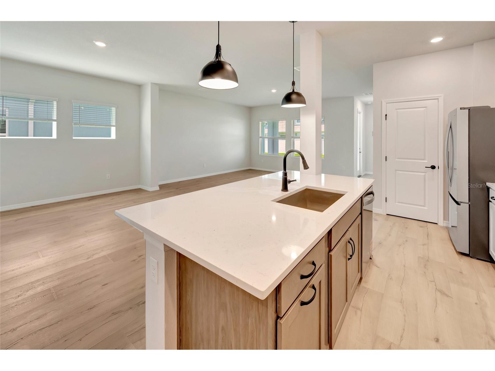 630 Kingswood Court Bradenton FL 34212 TB8519540 image4
