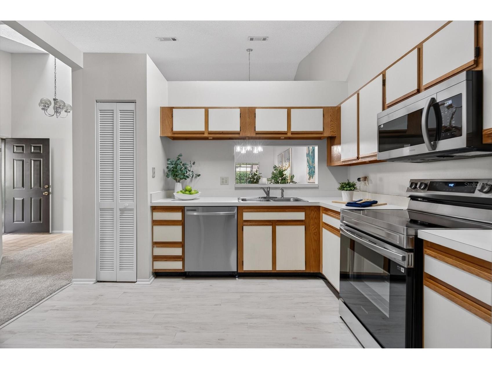 630 Maple Oak Circle #102 Altamonte Springs FL 32701 - LAKE ORIENTA O6394711 image12