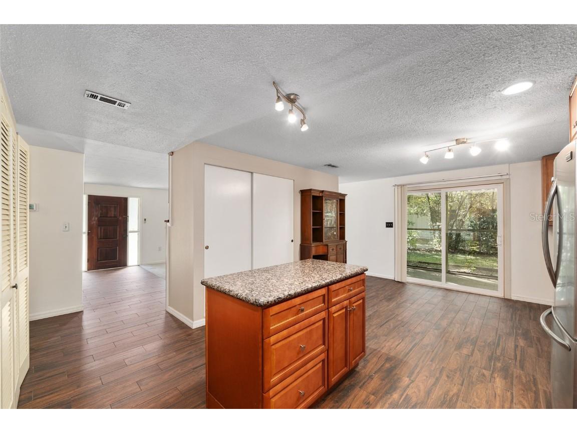 630 NW 34th Street Gainesville FL 32607 GC534777 image16