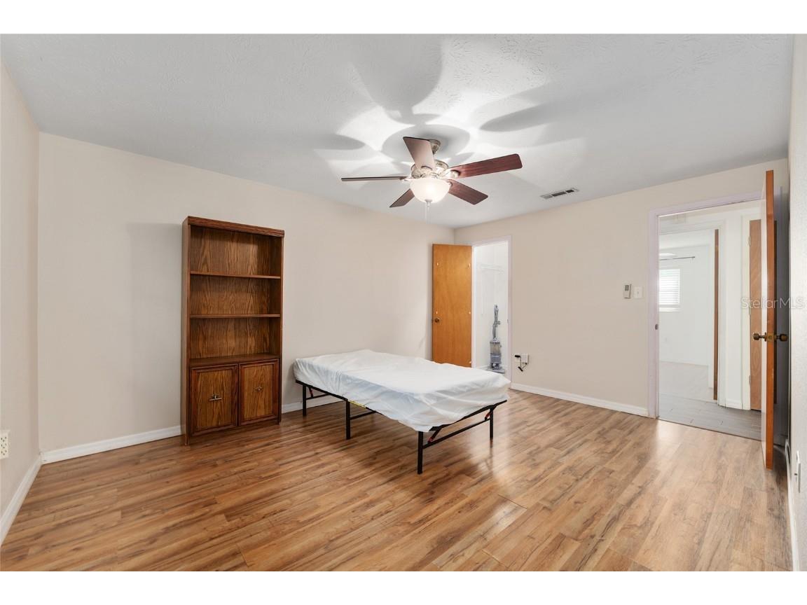 630 NW 34th Street Gainesville FL 32607 GC534777 image22