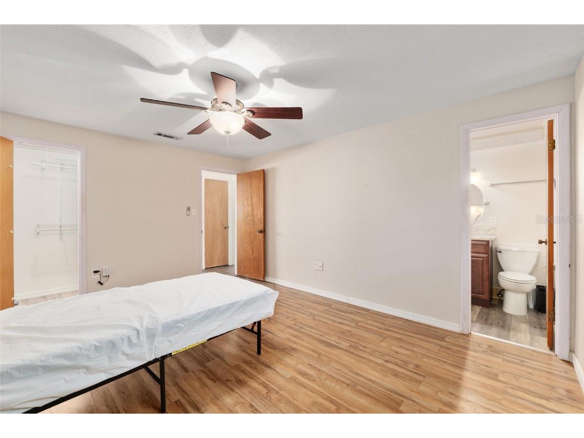 630 NW 34th Street Gainesville FL 32607 GC534777 image23