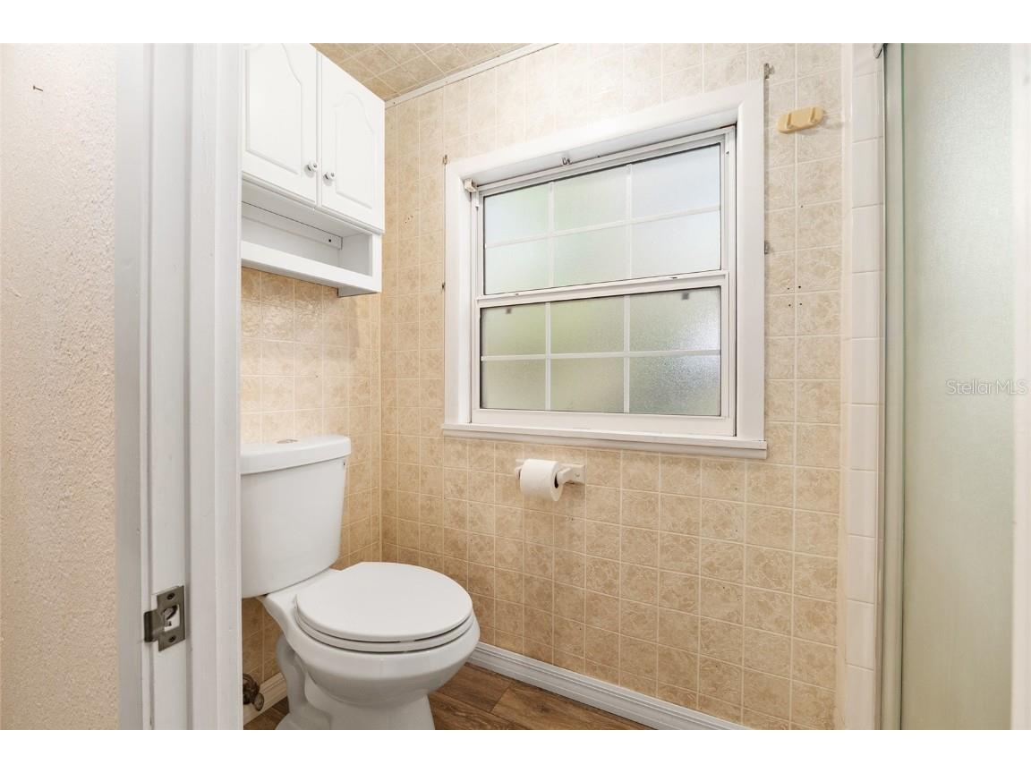 630 NW 34th Street Gainesville FL 32607 GC534777 image50