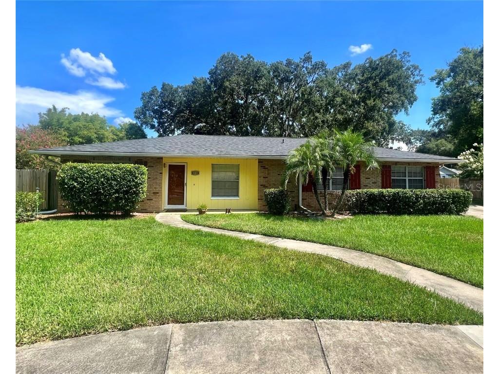 630 Queens Circle Lakeland FL 33803 L4938994 image1
